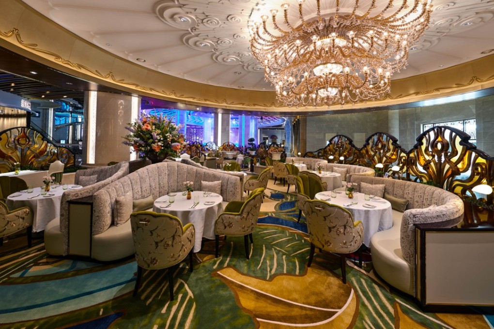 Café de Paris Monte-Carlo serves plush French cuisine in the Galaxy Macau.