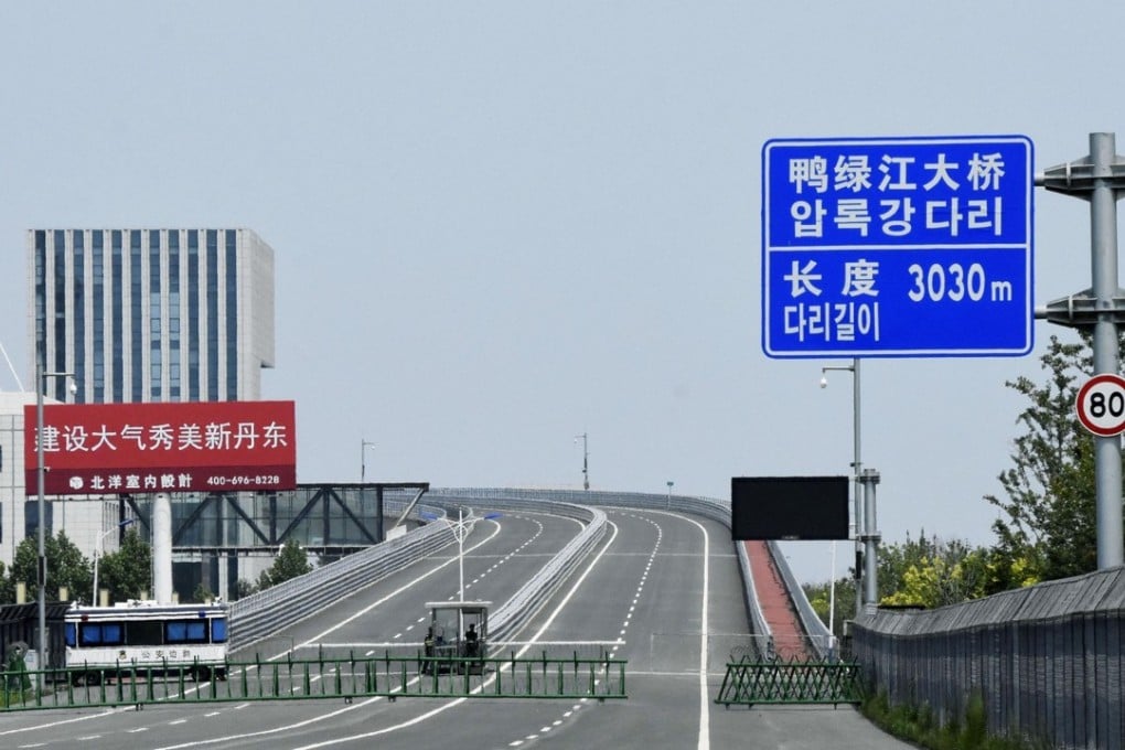 A new bridge over the Yalu River links the Chinese border city of Dandong, Liaoning province, and the North Korean county of Ryongchon. Photo: Kyodo