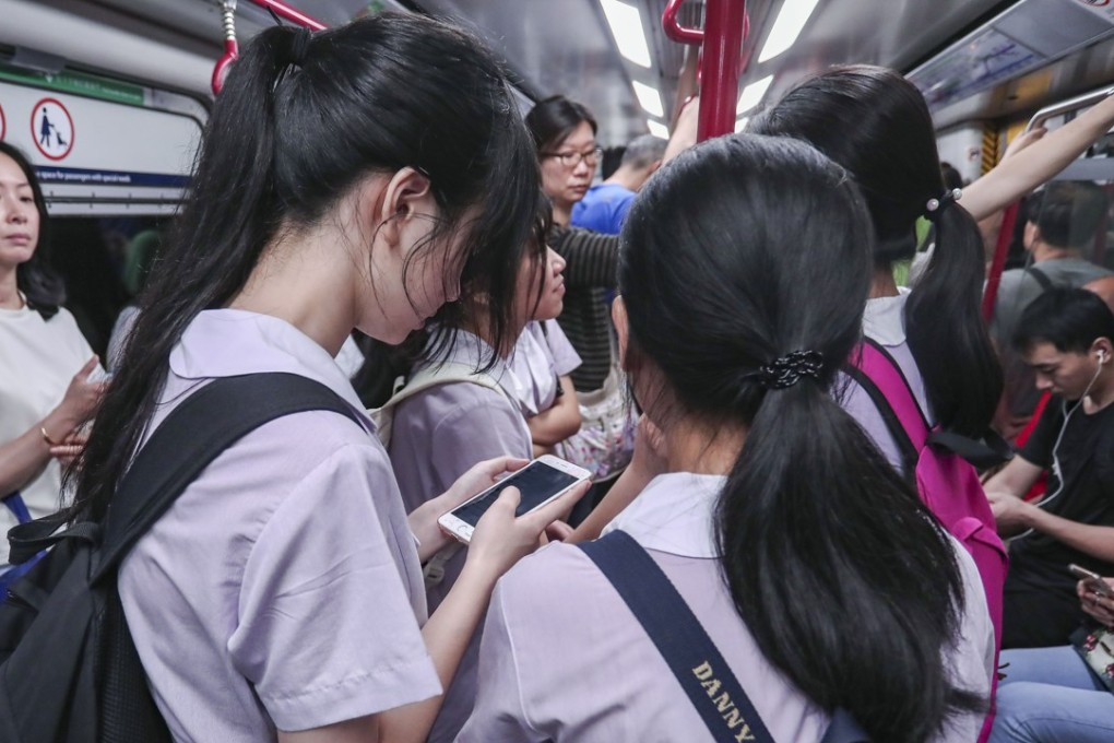 Violation of a youngster’s privacy could leave the victim with post-traumatic stress disorder, a child psychologist warned. Photo: Jonathan Wong