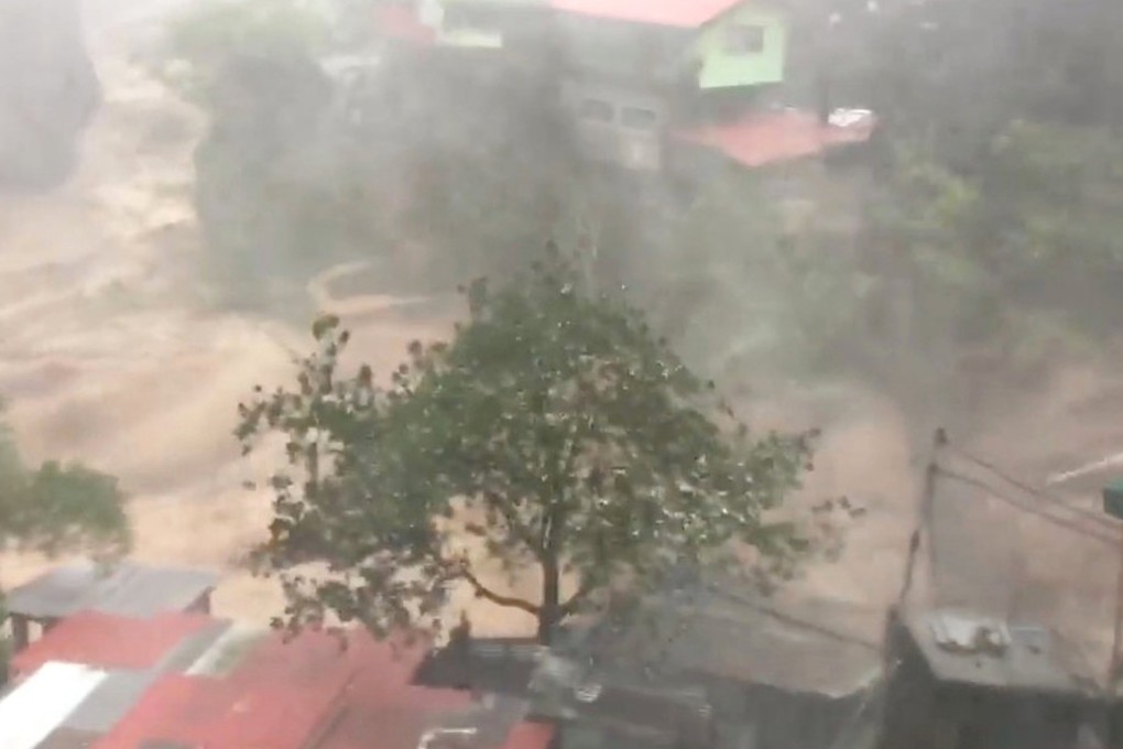 Raging floods in Baguio City, Philippines. Photo: Reuters