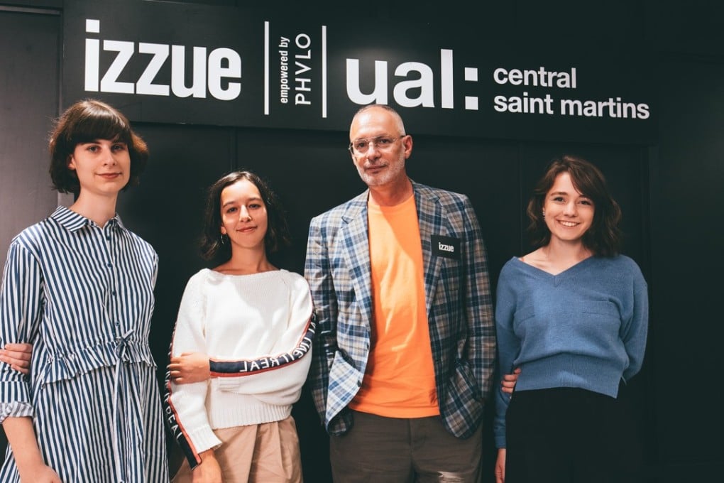 Fabio Piras and the winning team: Harriet Claire Cox, Margherita Mazzola, Alannah Eileen Cooper.