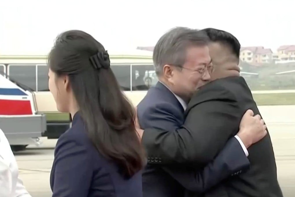 North Korean leader Kim Jong-un and his wife Ri Sol-ju greet South Korean President Moon Jae-in and first lady Kim Jung-sook at Pyongyang Sunan International Airport. Photo: Reuters
