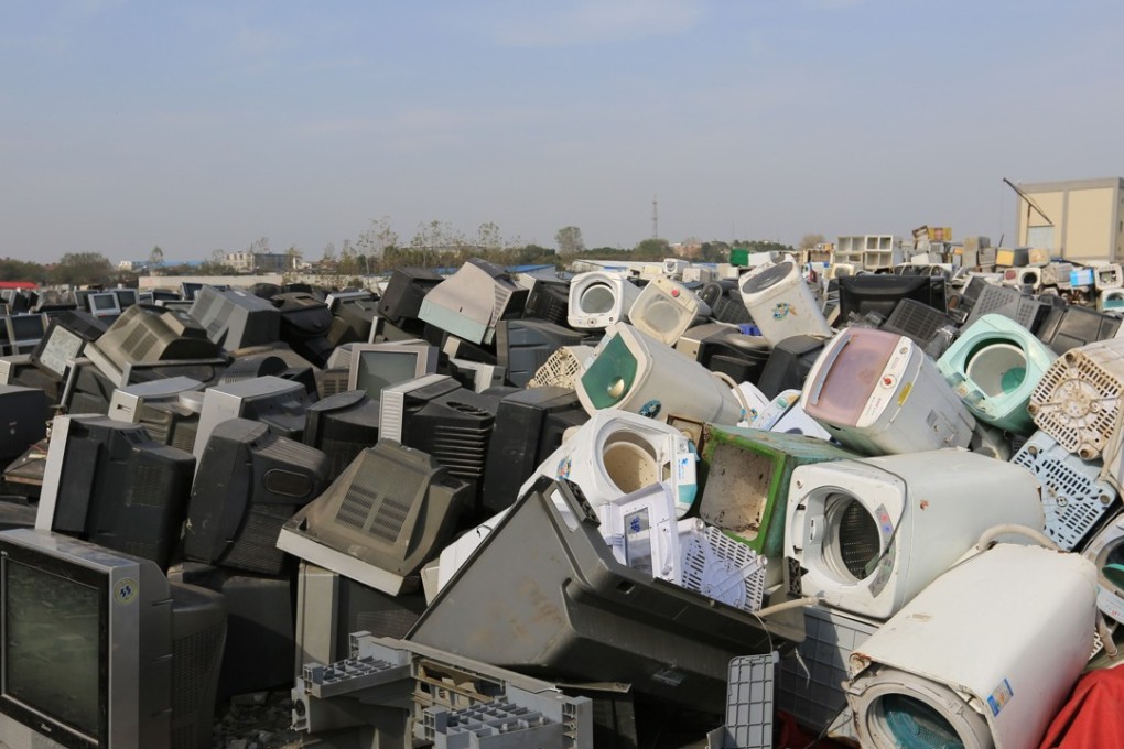 It is unethical, if not hypocritical, for the government to preach responsible recycling when it does not set a good example. Photo: Imaginechina