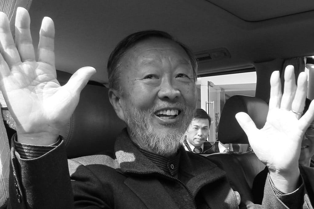 Charles Kuen Kao arriving at Hong Kong Science Park in Sha Tin in 2011. Photo: Edward Wong