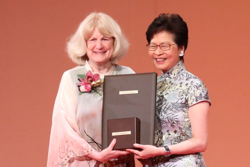 Mary-Claire King receiving the Shaw Prize from Hong Kong Chief Executive Carrie Lam last week. Photo: K.Y. Cheng