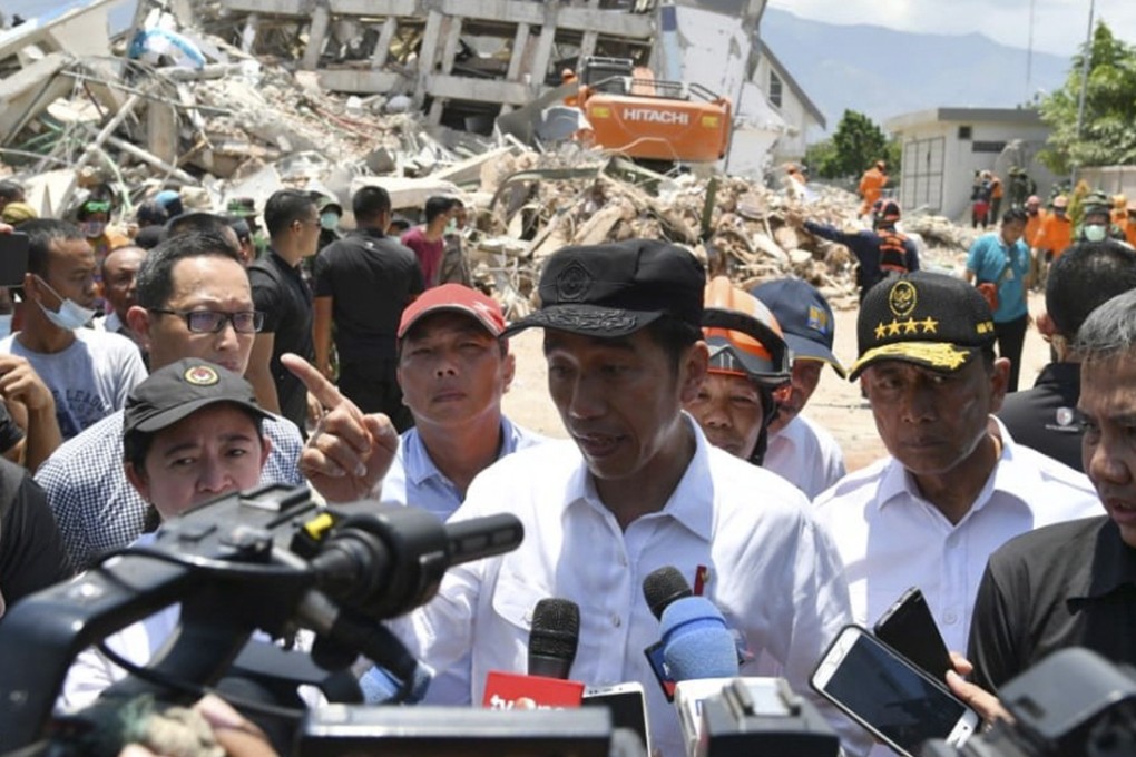 Indonesian President Joko Widodo speaks with media in Palu. Photo: EPA