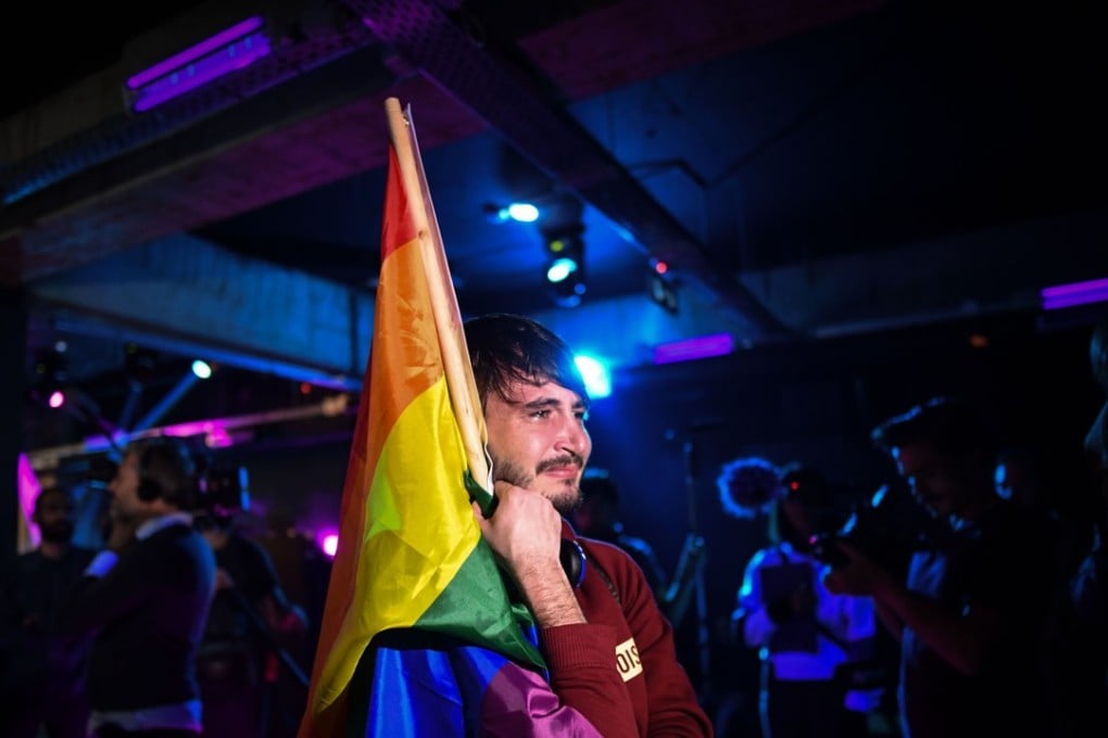 A controversial Romanian referendum aimed at restricting the definition of marriage to exclude same-sex couples has failed after turnout fell well below the threshold. Photo: AFP