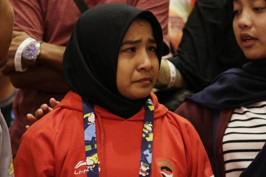 Miftahul Jannah in tears after being disqualified. Photo: Antara