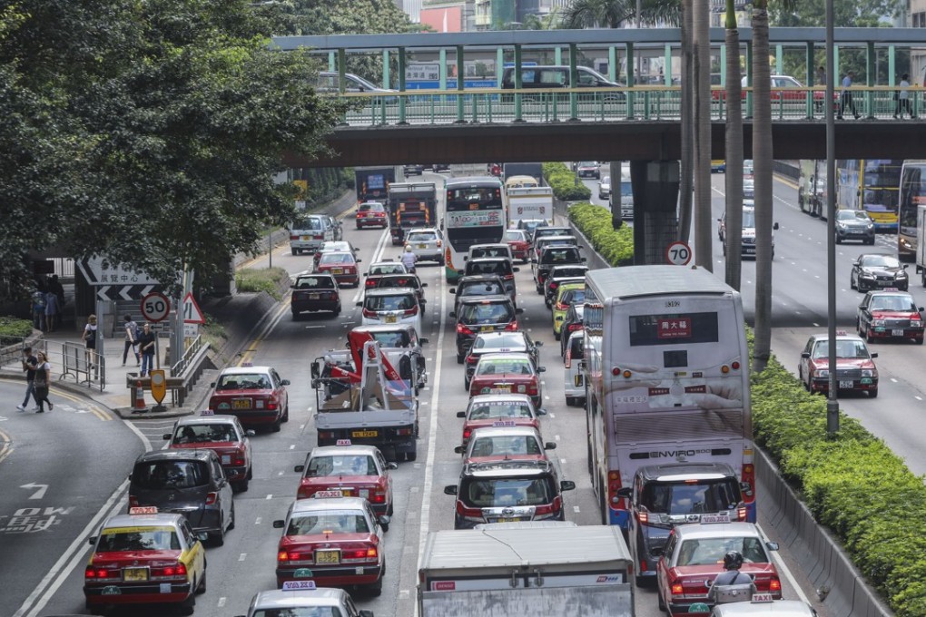 Traffic inches forward on Gloucester Road in Wan Chai on May 24. Photo: Sam Tsang