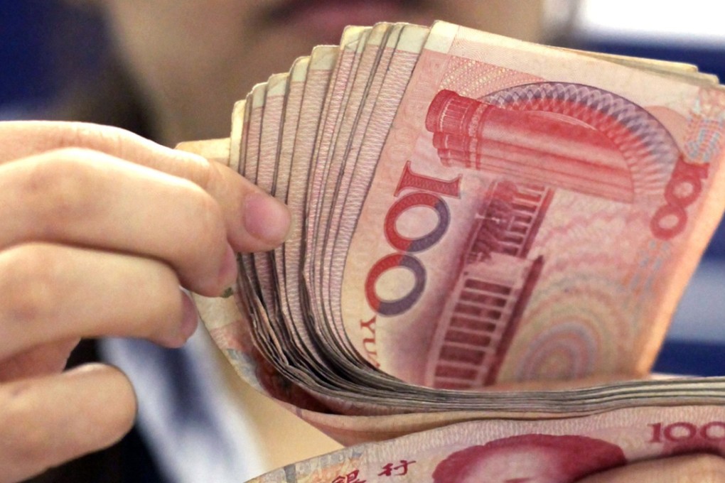 The onshore yuan, traded inside mainland China, fell by as much as 0.07 per cent to touch a fresh 21-month low on Friday before rebounding 0.05 per cent Thursday’s close to stand at 6.9338 against the dollar at mid-afternoon on Friday. Photo: AP