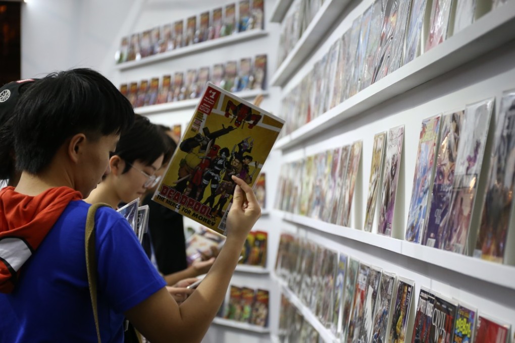 Marvel fans checking out comics at Stan Lee's Comic Universe in Shanghai. Comics, along with news, short videos and audio, are four areas being monitored by China’s piracy watchdog. Photo: SCMP