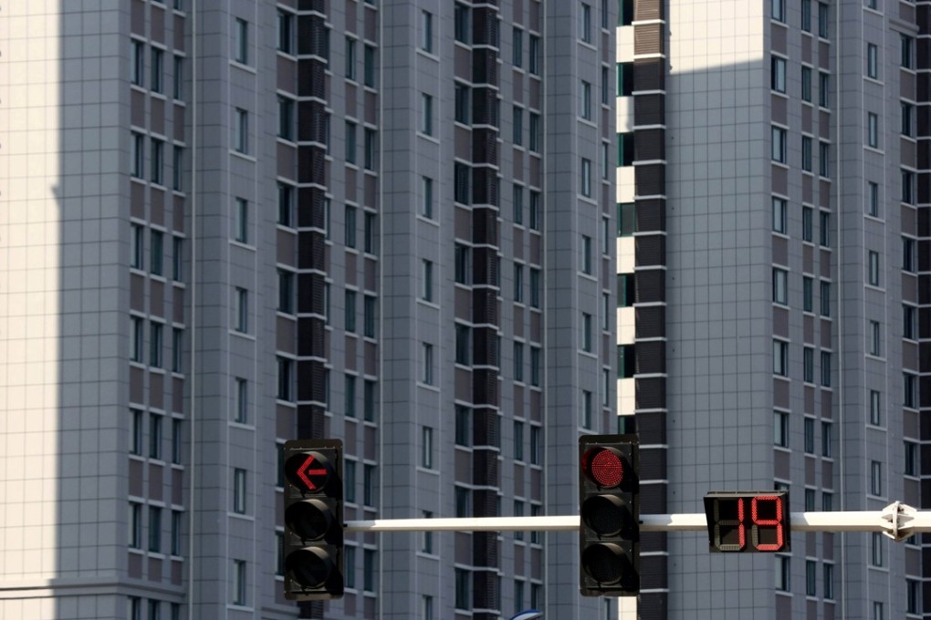 Hundreds of landlords have reported they have not been paid October rents from Shanghai-based Yujian Apartment while many of the firm’s tenants say have been asked to leave their flats if they owe rent. Photo: Reuters