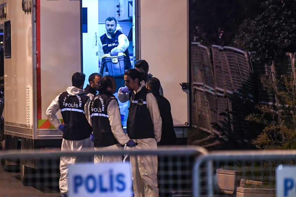 Turkish forensics officers arrive at Saudi Arabia’s consulate in Istanbul on Monday to search the building as part of the investigation in missing Saudi journalist Jamal Khashoggi. Photo: AFP
