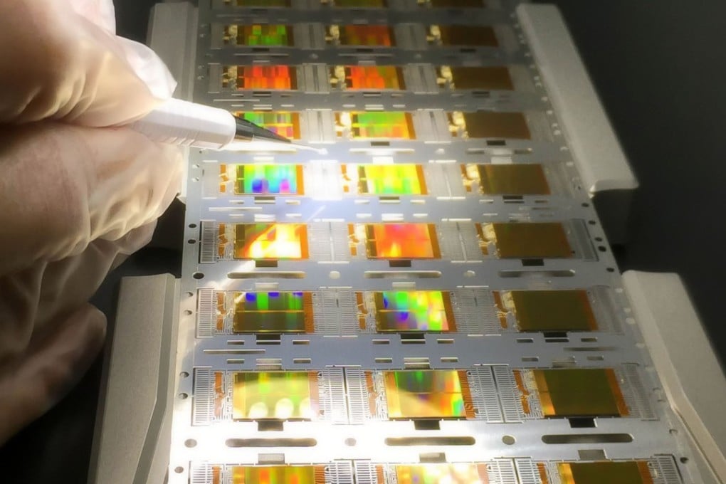 Wingtech Technology Co, a Chinese contract assembler of smartphones, is trying to build up its semiconductor capabilities, including in chip design, manufacturing and packaging. Photo: Shutterstock