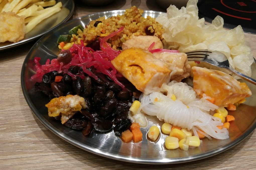 Bobsang in Tsing Yi offers an hour on its buffet for HK$88.