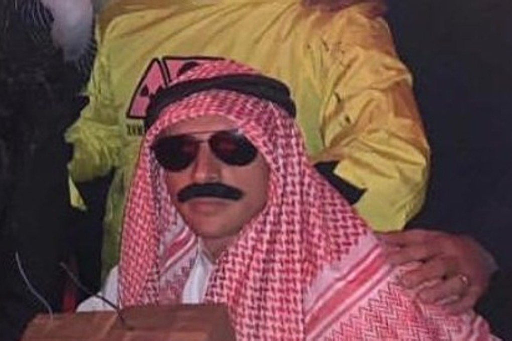 Rafinha in his ‘Arab bomber’ costume. Photo: Twitter