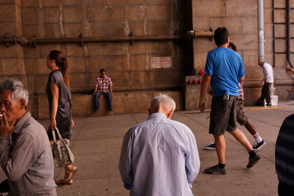 One factor that hinders Chinese men from quitting is their long history of smoking. File photo: AFP