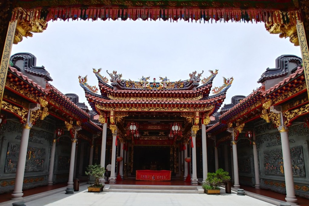 Chaozhou woodcarving in Chaozhou architecture in modern times. Photo: Anven Wu