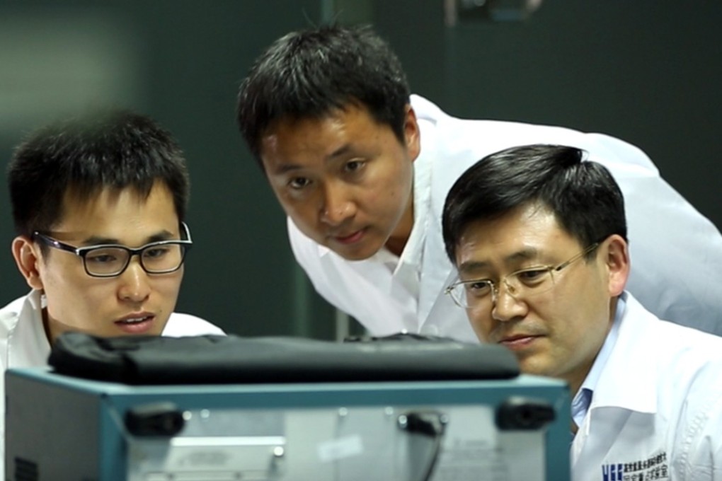 Chinese scientists are feeling overworked and underpaid, according to a survey by the China Association for Science and Technology. Photo: Xinhua