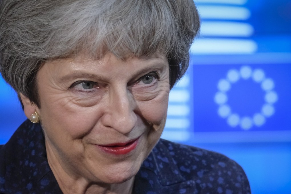 British Prime Minister Theresa May makes a statement after arriving at the European Council to meet European Union Council President Donald Tusk in Brussels, Belgium on November 24, 2018. Photo: EPA