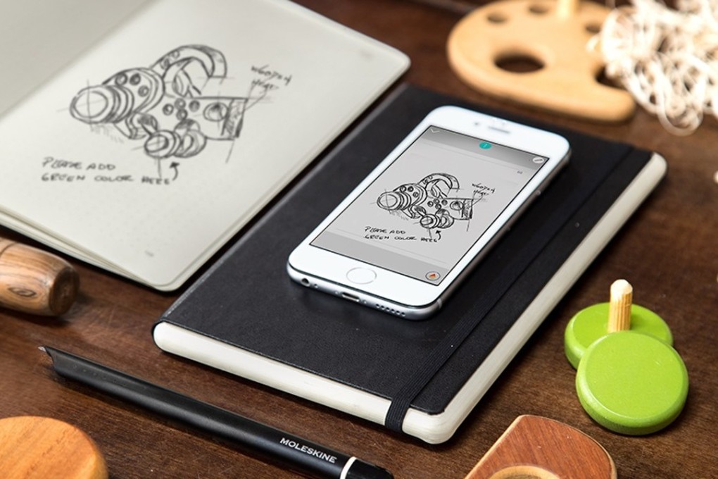 Moleskine Pen+ Dotted Smart Notebook Set with Smart Pen & App