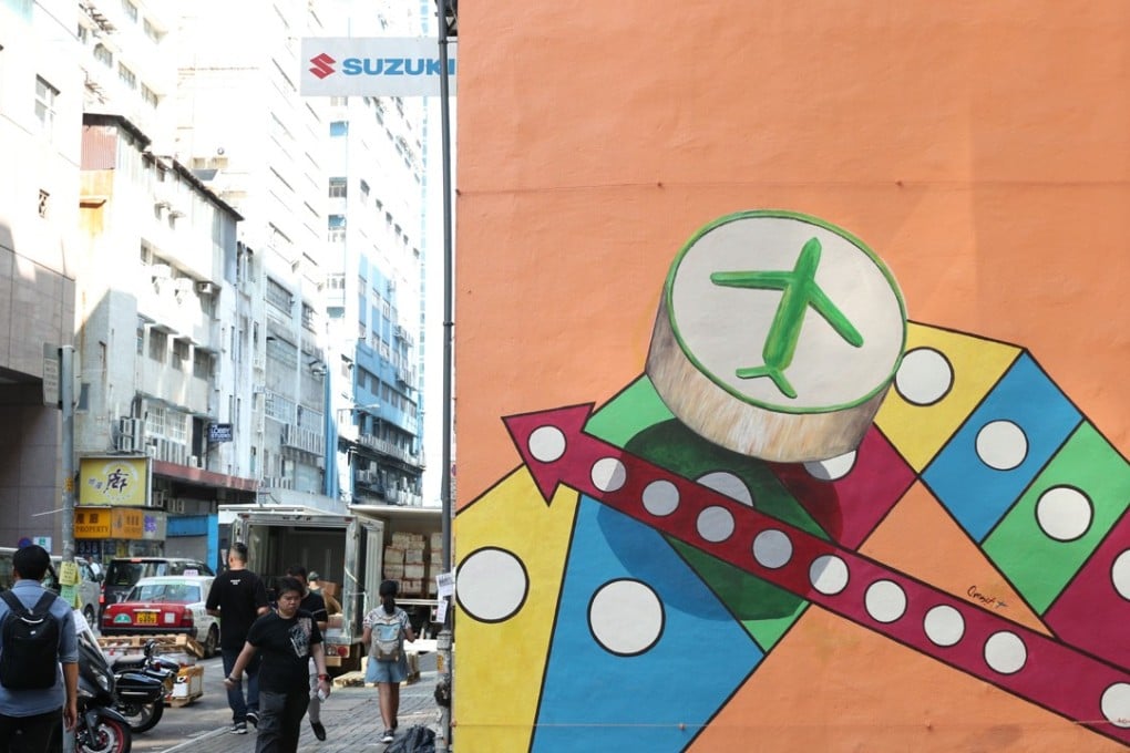 Back Alley Project@Kowloon East transforms walkways and alleys with artworks by artists from around the world.