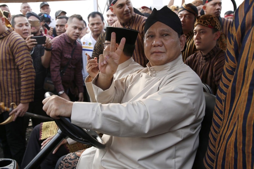 Indonesian presidential candidate Prabowo Subianto has pledged to assemble “a team of the best and brightest sons and daughters of Indonesia, who have high integrity and will not be corrupt”. Photo: EPA