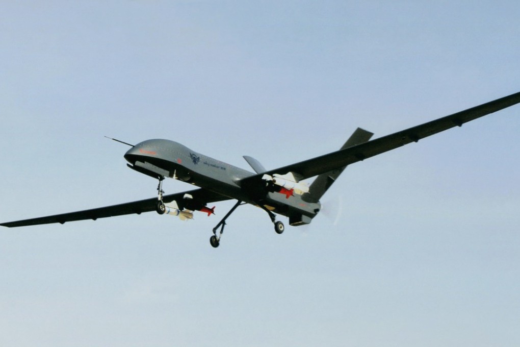 This CH-4 drone is carrying two satellite guided bombs on its inner pylons, and two Blue Arrow 7/9 anti-tank missiles on the outer pylons. Photo: China Defence Forum