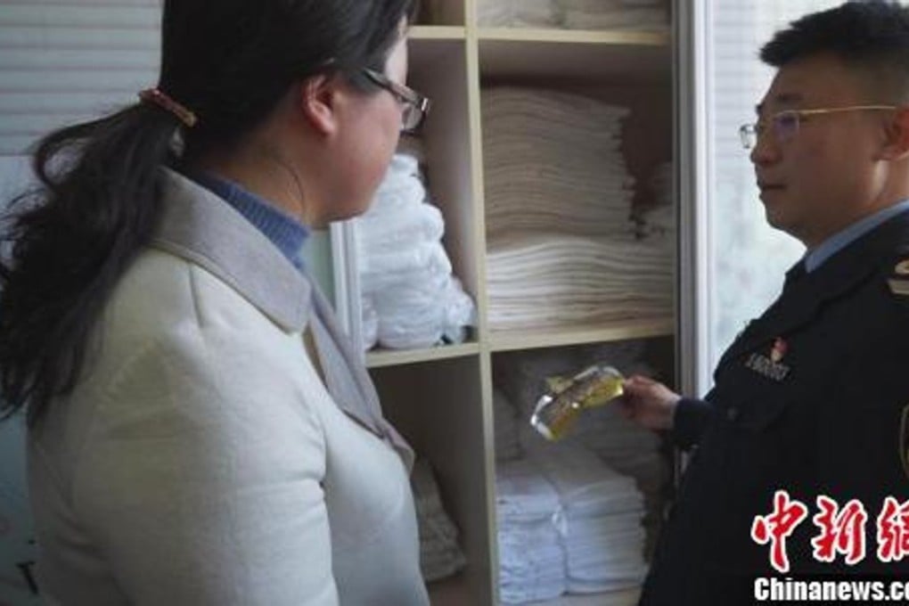 Health officials in northern China have found a mid-price hotel in Shanxi failed to follow hygiene regulations, with half-eaten snacks stored with sterilised towels. Photo: Weibo