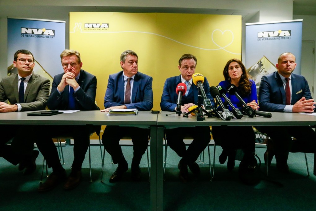 (L-R) Sander Loones is the Belgian Minister of Defence, Belgian Finance Minister Johan Van Overtveldt, Belgian Interior Minister Jan Jambon, Bart De Wever, New Flemish Alliance (Nieuw-Vlaamse Alliantie, N-VA) party leader, Belgium State Secretary for Poverty and Equal opportunities Zuhal Demir and Belgian Secretary of State for Asylum, Migration, member of NVA Party Theo Francken give a press conference after the NVA left the negotiation during a Minister Council in Brussels, Belgium, 08 December 2018. The NVA threatens to leave the Belgian government if Prime Minister Charles Michel goes to Marrakesh to defend the UN migration pact. Photo: EPA-EFE