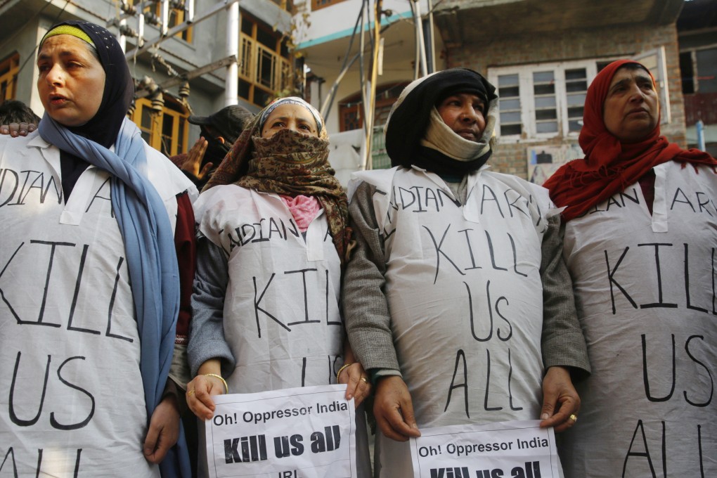Women supporters of Jammu and Kashmir Liberation Front (JKLF) protest in Srinagar, the summer capital of Indian Kashmir. Photo: EPA