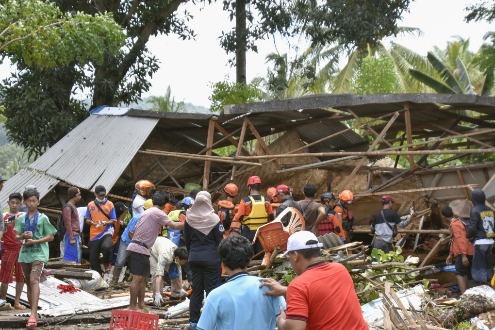 Search and rescue operations continue in Banten province, Indonesia. Photo: Kyodo