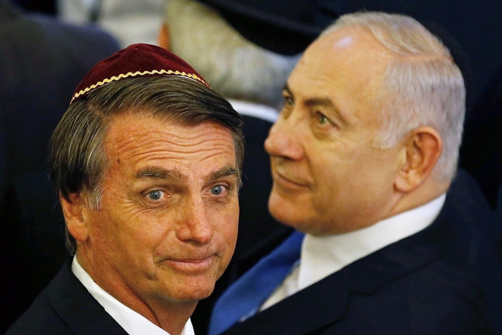 Brazilian President-elect Jair Bolsonaro and Israeli Prime Minister Benjamin Netanyahu in synagogue in Rio de Janeiro, Brazil on December 28, 2018. Photo: EPA
