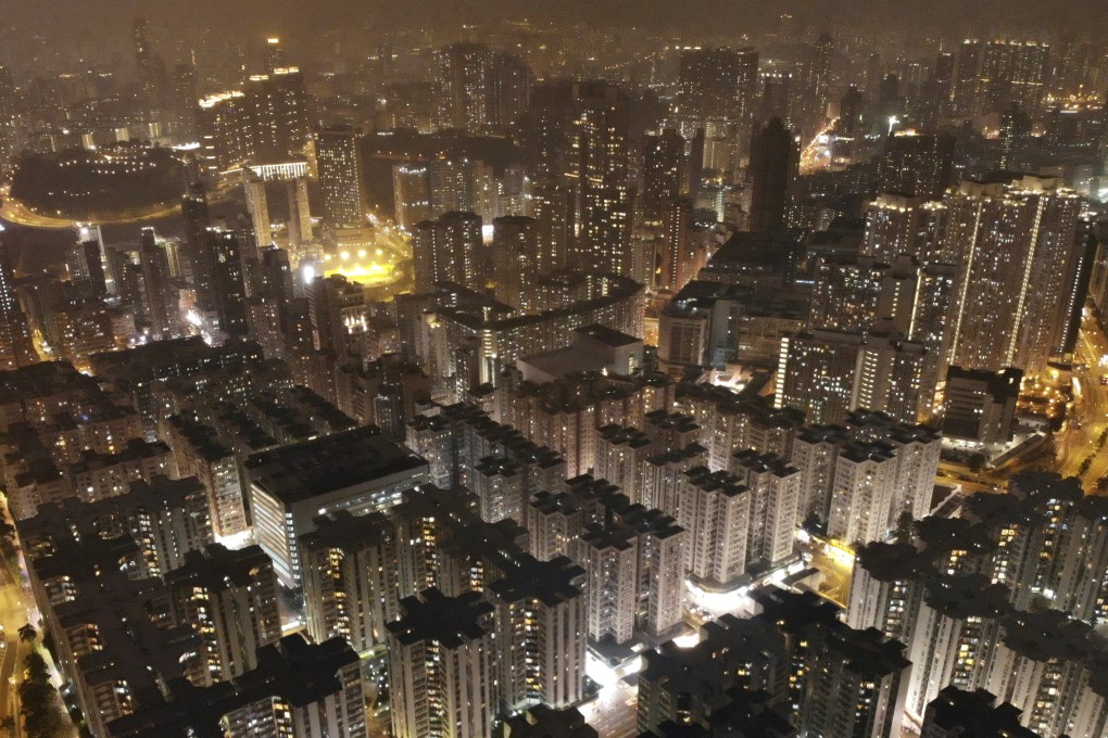 A general view of residential areas in Hung Hom and Ho Man Tin. Secondary home prices in Hong Kong continued to fall in November, according to government data. Photo: Martin Chan