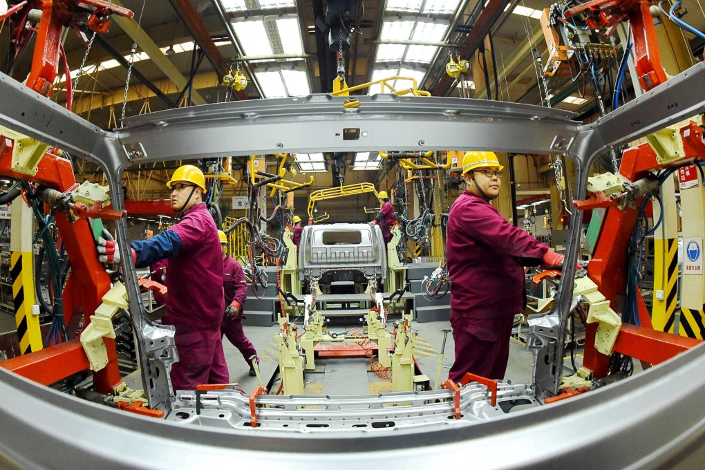 The Caixin Purchasing Managers’ Index dipped below 50.0 for the first time since May 2017 when December’s figures were released on Wednesday, showing manufacturing activities are contracting. Photo: Reuters