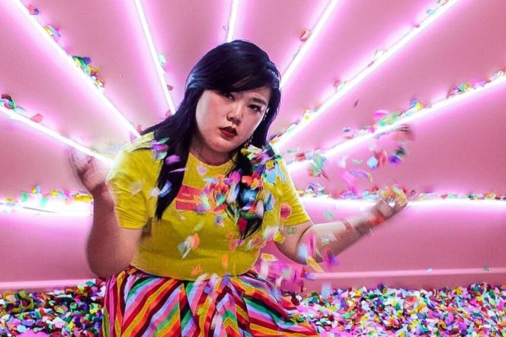 New York-based plus-size fashion influencer Scarlett Hao has opened social media accounts in China to spread her body-positivity message beyond the United States.