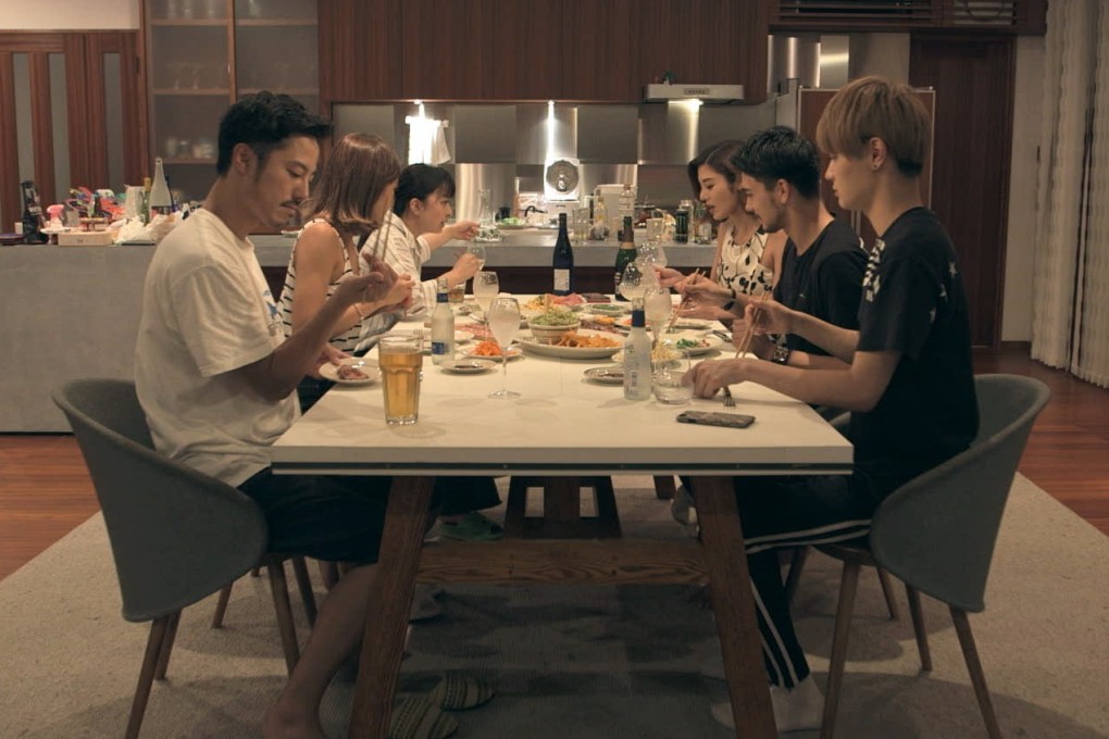 The cast members of Terrace House: Opening New Doors sit down to dinner. Picture: Netflix