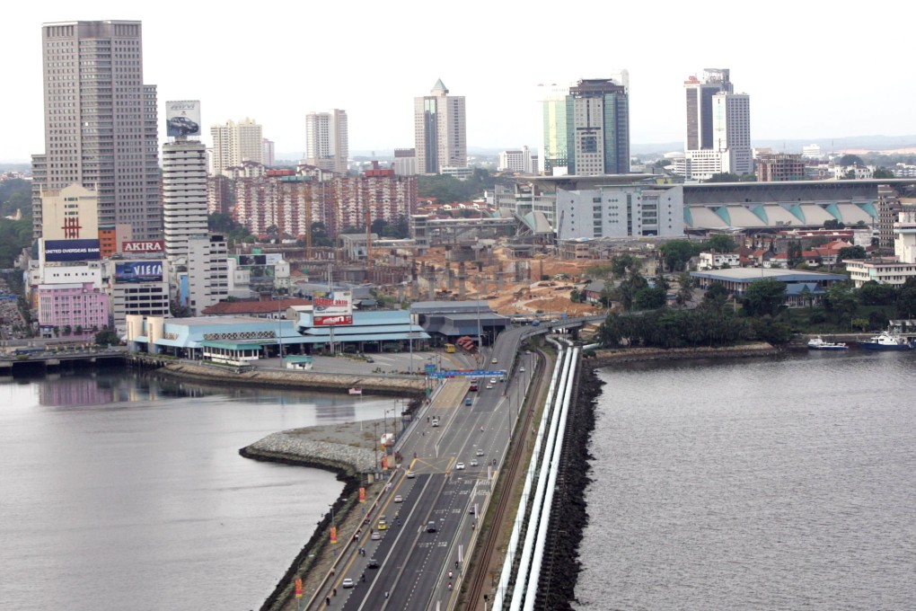 A causeway links Singapore to Malaysia’s southern state of Johor. The countries are in dispute over the limits of a port in Johor and airspace over a part of Johor. Photo: AFP