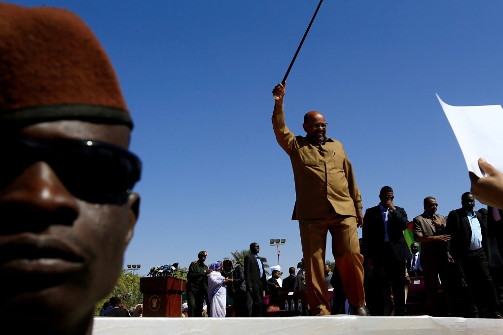 Sudan's President Omar al-Bashir waves to supporters during a rally in Khartoum, Sudan. Photo: Reuters