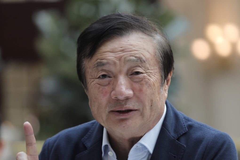 Ren Zhengfei, founder and CEO of Huawei, gestures during a round table meeting with the media in Shenzhen on January 15, 2019. Photo: AP
