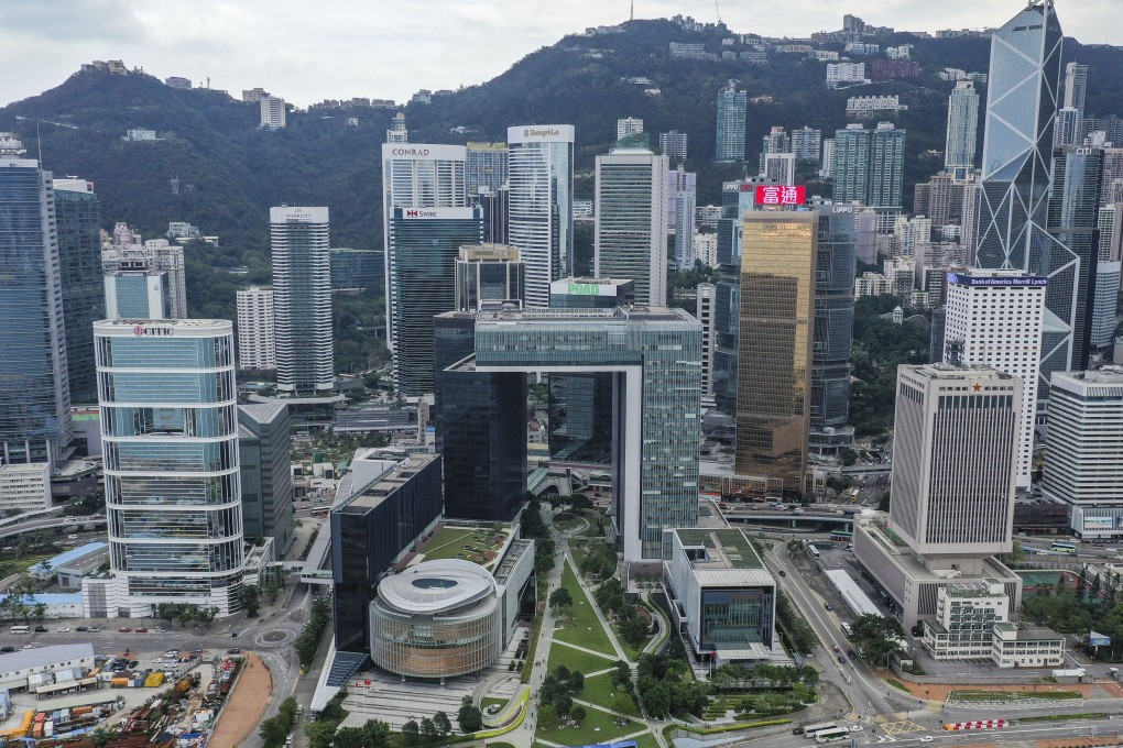 Hong Kong office rentals in Central should continue higher this year, Nomura says. Photo: Roy Issa
