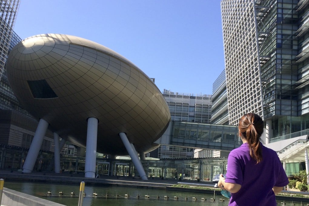 There were 2,625 start-ups operating in co-working spaces and incubators in Hong Kong last year. Photo: Fung Chang