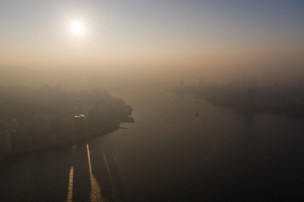 A blanket of haze covers Hong Kong on December 26 last year. Photo: AFP