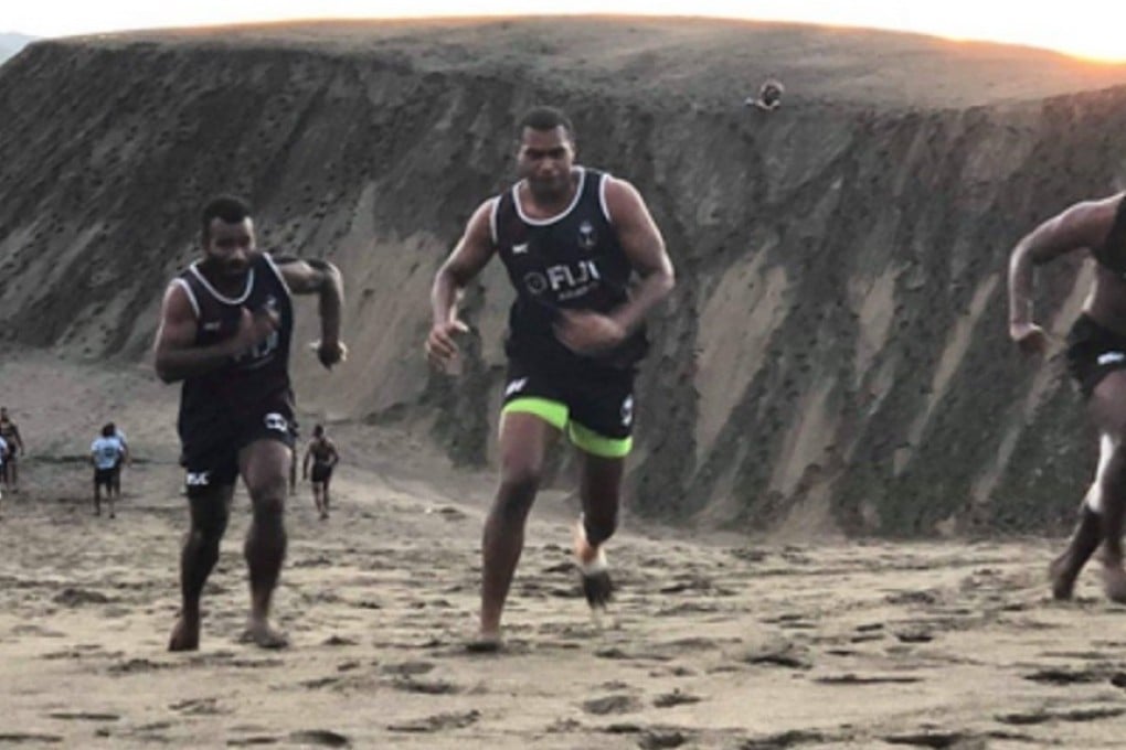 Fiji rugby sevens players run up Sigatoka sand dunes. Photo: Twitter