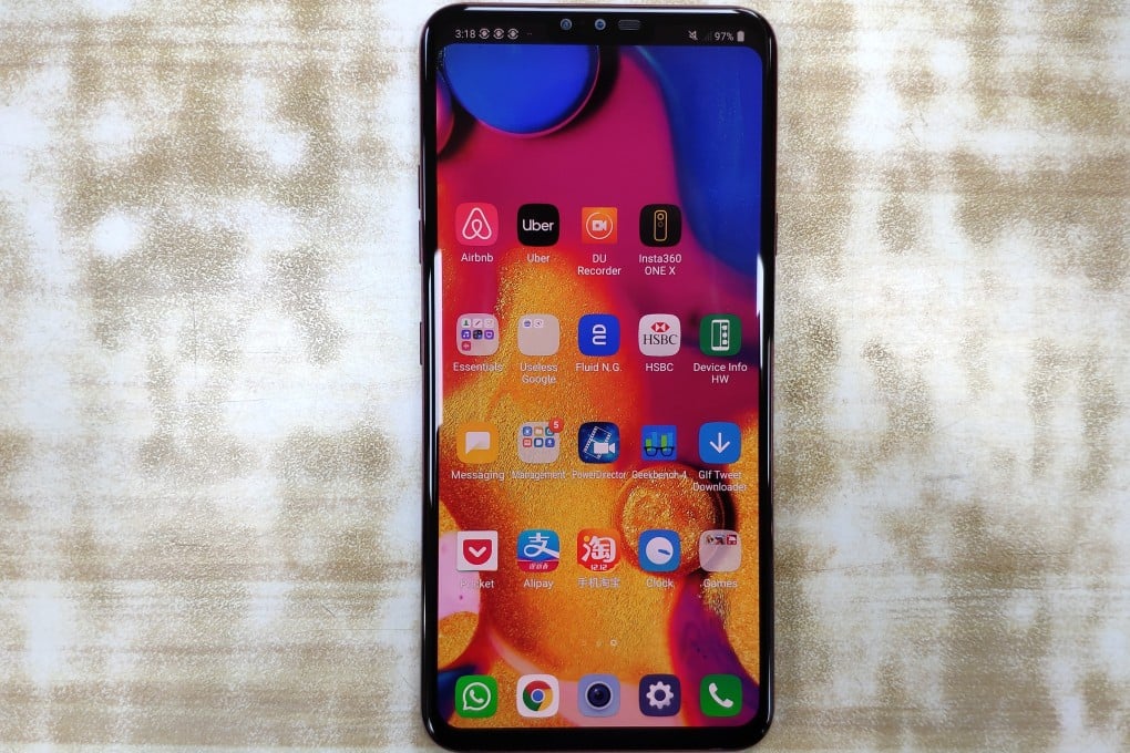 The LG V40 ThinQ has a 6.4-inch, 1,440 x 3,120 OLED display – one of the most pixel-dense displays in smartphones right now. Photo: Ben Sin