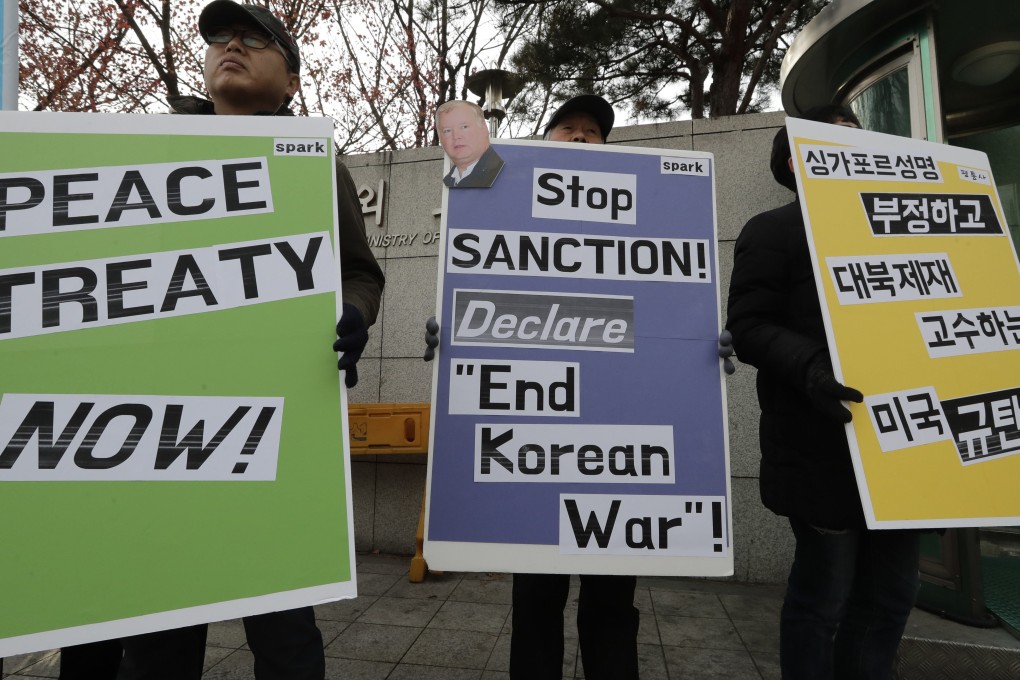 Almost eight in 10 South Koreans support the signing of a peace agreement with the North, according to an opinion poll carried out last year. Photo: AP