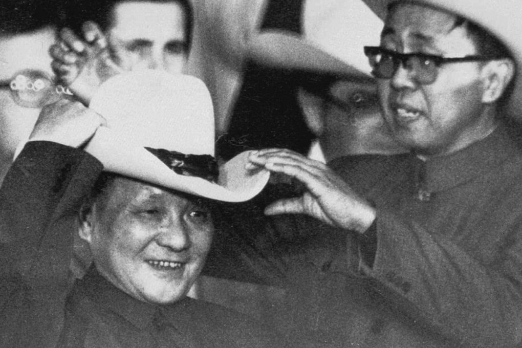 With the help of an aide, Deng Xiaoping tries on a cowboy hat at a rodeo near Houston during his visit to the United States. Photo: Corbis-Bettman/UPI, Reuters