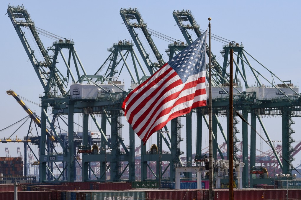 The US trade defect with China fell US$2.8 billion to US$35.4 billion in November. Photo: AFP