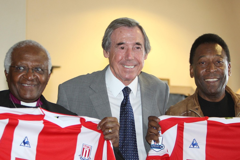 Former England goalkeeper Gordon Banks has died at 81. Photo: AP