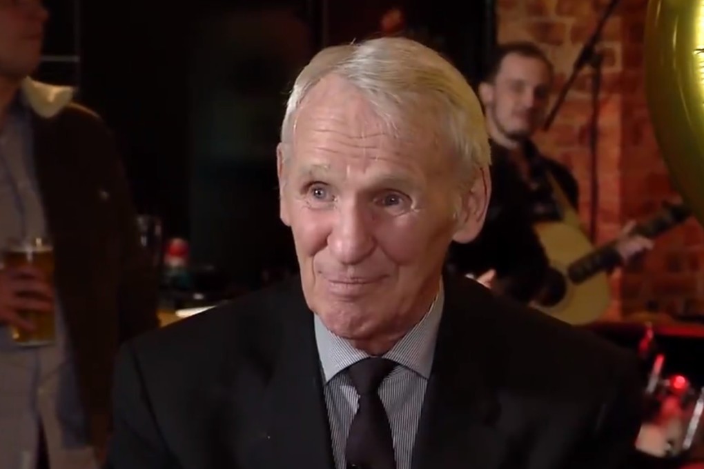 Paddy Crerand thanks guests at his 80th birthday party. Photo: Twitter/MUTV